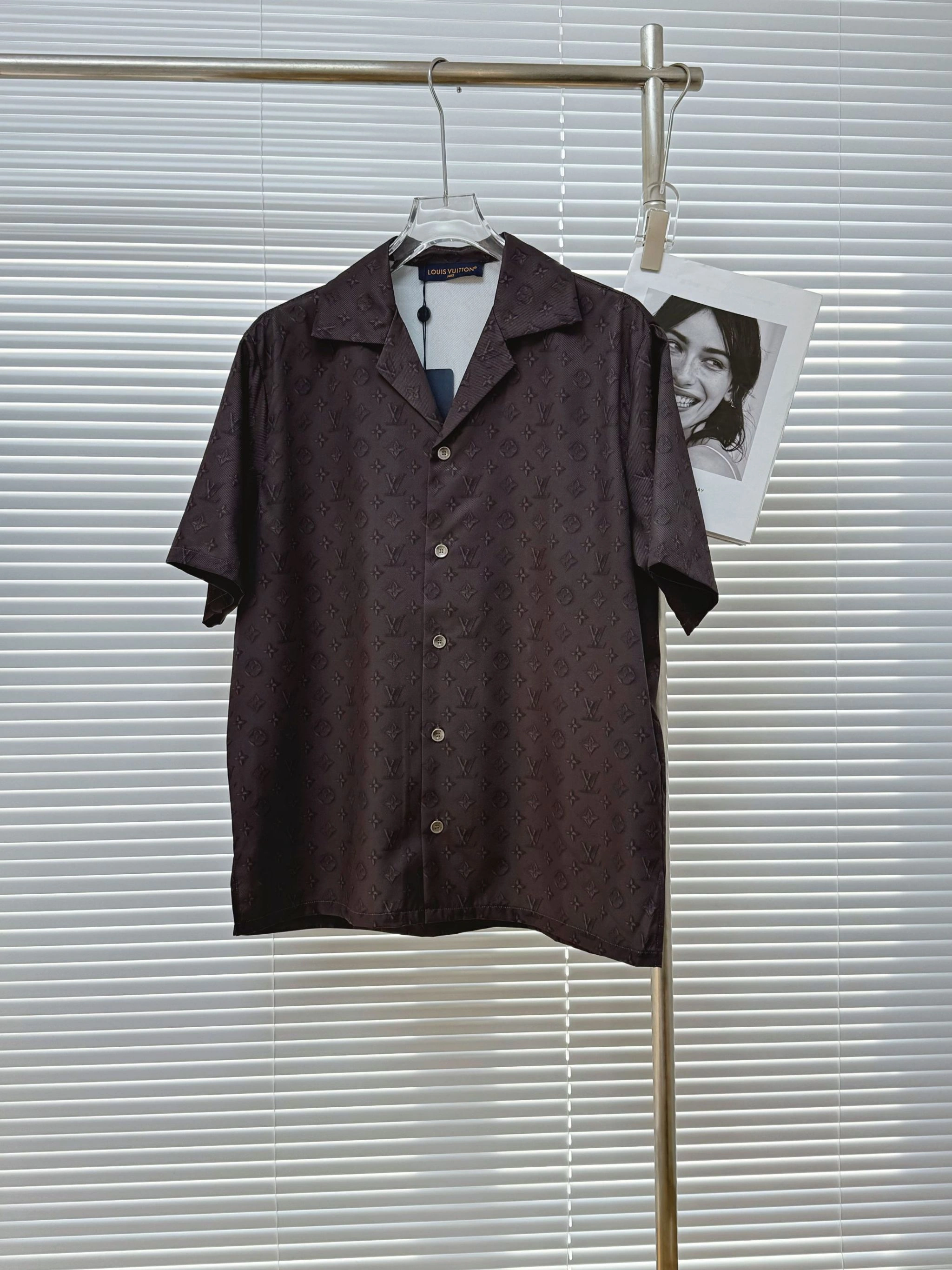 wg.luxury- 8V oversized item:E-F409D0512